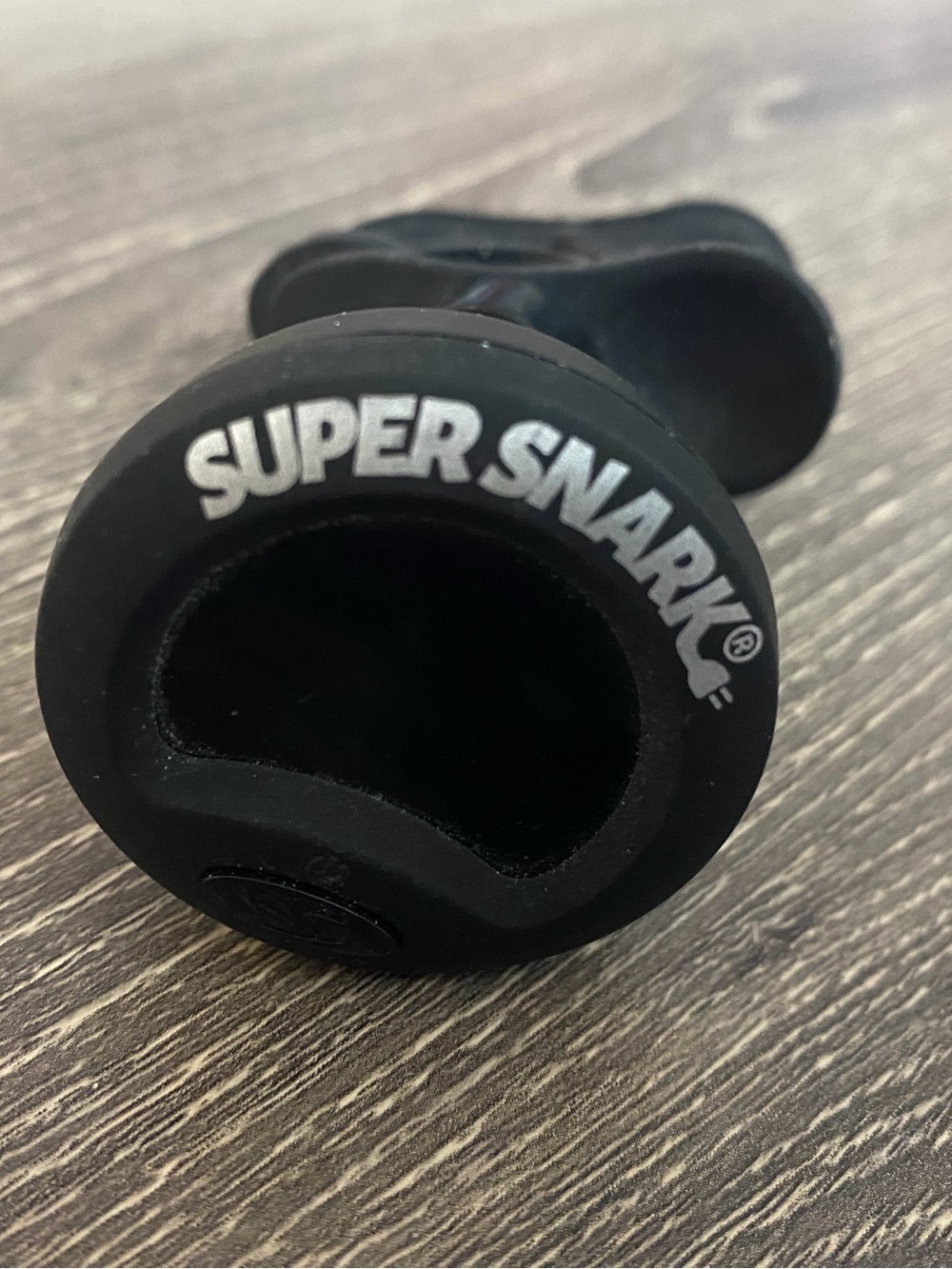 SuperSnark rechargeable clip-on guitar tuner